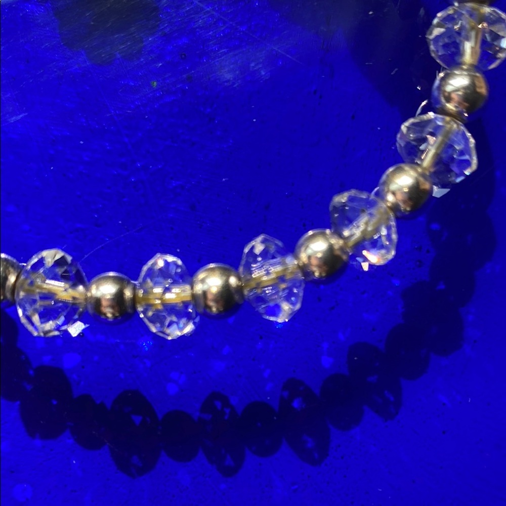 Pandora-style Silver 'Dream' Bracelet with Clear Beads.  Stretchy band. EUC - Picture 4 of 7